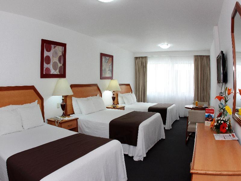 Hotel Fray Junipero Serra تيبيك المظهر الخارجي الصورة